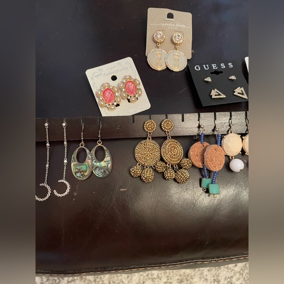 Fashion Earrings bundle (13 pierced pairs) - Picture 2 of 9